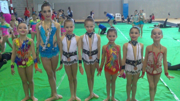 Nuevo éxito del equipo de Gimnasia Rítmica Vida Gandia