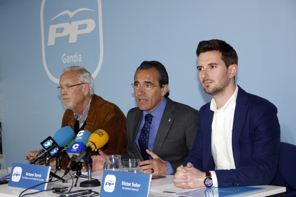 El PP de Gandia presenta su lista electoral