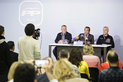 Arturo Torró presenta a sus directores generales