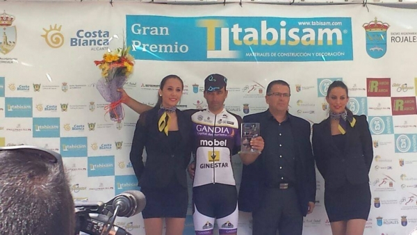 El equipo ciclista de Gandia se proclama vencedor de la Vuelta a Alicante