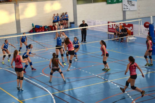 El equipo juvenil de Voley Carns El Corral de Gandia queda cuarto en la fase final autonómica