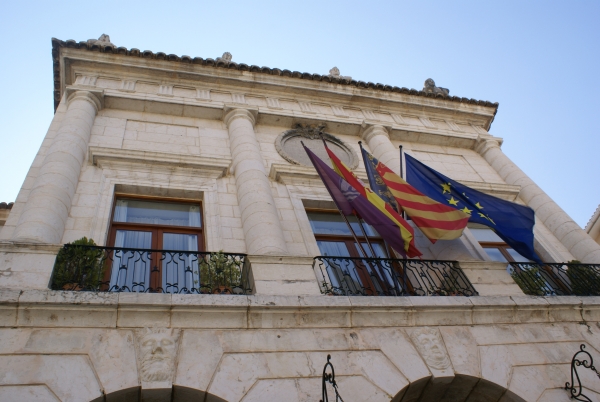 Los grupos políticos municipales de Gandia exponen en Onda Naranja Cope sus propuestas económicas