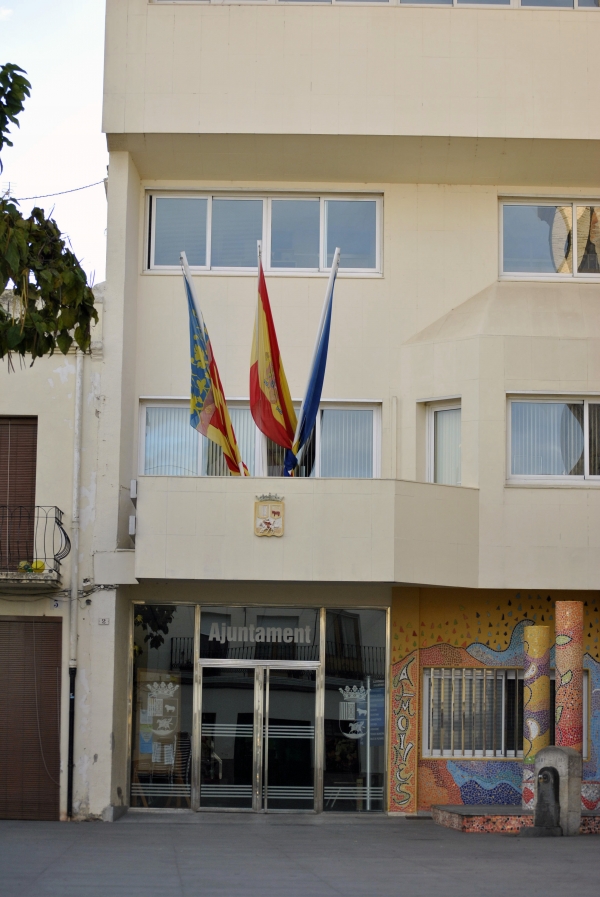 Compromís per Almoines denuncia un posible caso de enchufismo por parte del PP