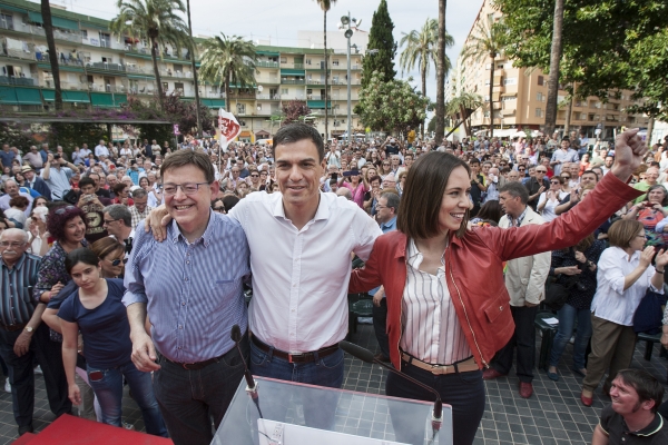 El líder del PSOE Pedro Sánchez visita Gandia para apoyar a la candidata socialista a la alcaldía, Diana Morant