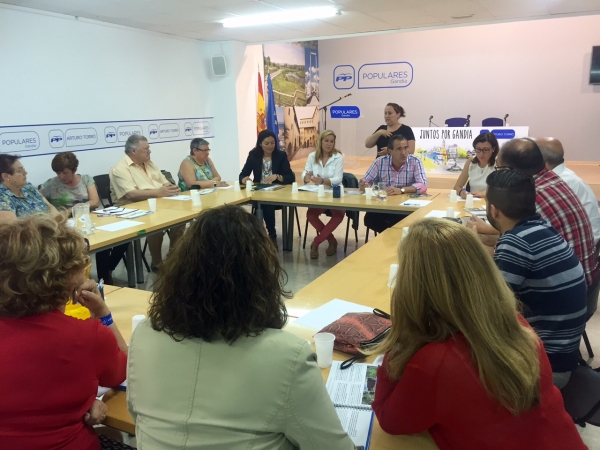 Arturo Torró, candidato del PP de Gandia, asegura que las políticas sociales son una prioridad