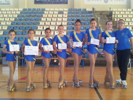 Nuevo éxito para Patricia Tio y su escuela de patinaje de Gandia