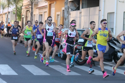 El C.D. Masktri de Gandia consigue el quinto y sexto puesto en la General del Circuito a pie de la Marina