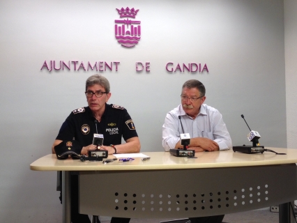 La Policía Local de Gandia finaliza con éxito dos operativos para mejorar la seguridad en los mercadillos 