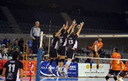 La Federación Valenciana de Voleibol organiza un curso para árbitros en Gandia