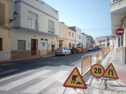 El PP de Xeraco denuncia que el gobierno reasfalte las calles durante la instalación de Gas Natural