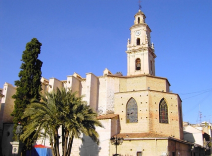 La colegiata de Gandia celebra la misa de acción de gracias por la beatificación de tres hermanas mártires de las Religiosas de San José de Gerona