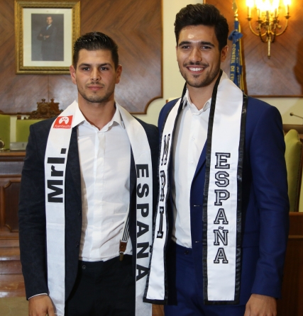 La organización de Míster Internacional España visita Oliva para presentar oficialmente a Daniel Barreres como Míster España 2015