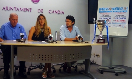 El C.F. Gandia se prepara para disputar el 31 Trofeo Ciutat de Gandia