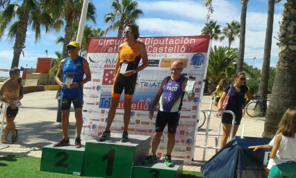 El CC El Garbí vuelve a triunfar en la sección de Triatlón