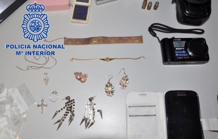 La Policía Nacional detiene a una persona en Gandia por su implicación en robos en domicilios