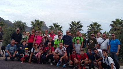 En Gandia, la Asociación dels Amics del Molló de la Creu promueve su segunda ascensión