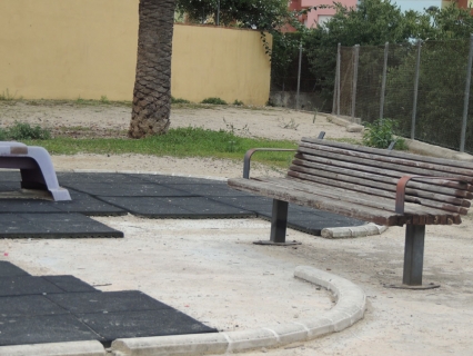 Compromís per Almoines insta al ejecutivo local que actúe ante las quejas de los vecinos de la Seda