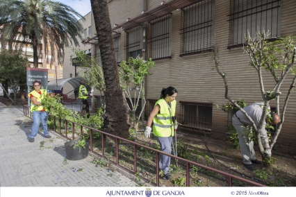 Gandia realiza tareas de mantenimiento en el antiguo Hospital Francesc de Borja