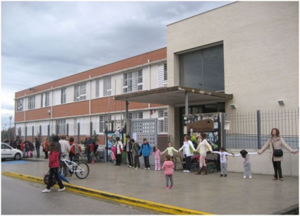 Compromís per Almoines critica al gobierno por su dejadez en el colegio