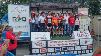 El equipo ciclista de Gandia consigue 3 medallas en el Campeonato de España Master