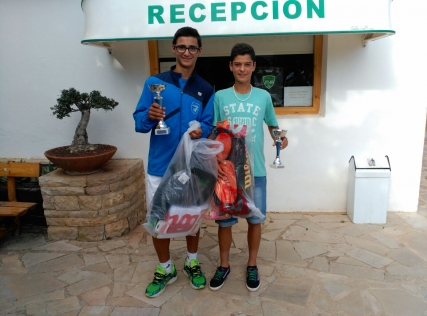 En Gandia, el tenista Samuel Martínez Arjona se proclama campeón de la Champions Bowl
