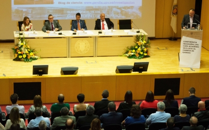 La UPV de Gandia inaugura el curso con una leccion inaugural a cargo de Manuel Vicent