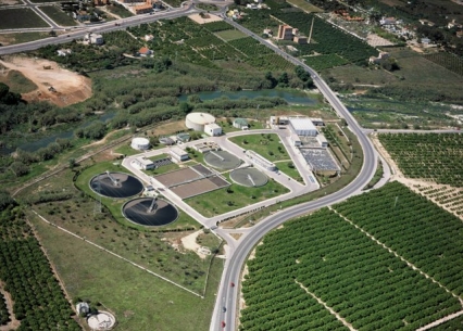 Dos administraciones enfrentadas por la rotonda de la carretera La Vital-Daimús