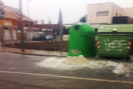Los Bomberos realizan 14 servicios durante la noche por viento y lluvia