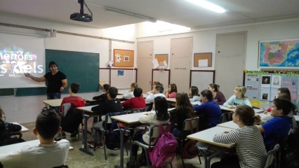 Oliva celebra el Día de los Derechos del Menor