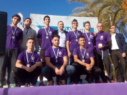 Los juveniles y veteranos del RCNGandia suben al pódium