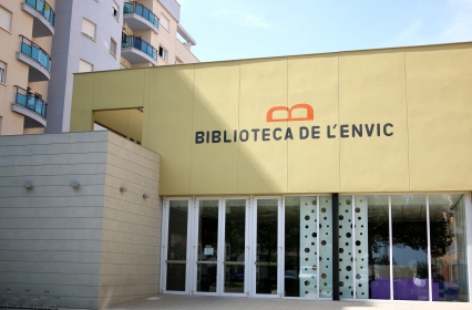 La biblioteca del Envic de Oliva vuelve a ampliar el horario especial de estudio