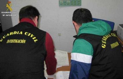 Un ex concejal del PP de Oliva condenado por falsificar facturas para saquear la cuenta de una anciana fallecida