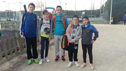 Los infantiles del Club de Tenis Gandia vencen al equipo de Catarroja 