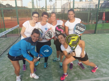 El equipo femenino del B3 Club de Tenis Gandia se proclama campeón en Valencia