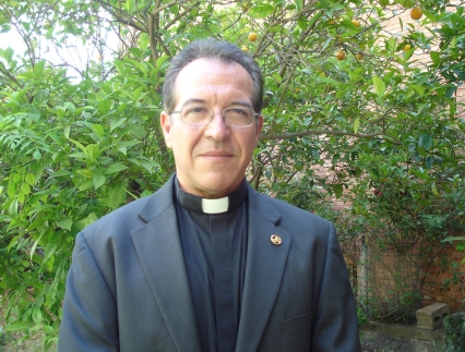 El vicario Vicente Fontestad elegido como pregonero de la Semana Santa de Gandia 2016