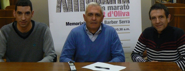 Oliva presenta la XIV Cuarta y Media Maratón con la participación de 1.000 atletas