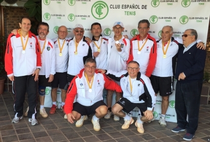 Los veteranos +55 del Club de Tenis Gandia se proclaman subcampeones de la Comunitat Valenciana