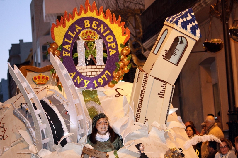 Las Fallas de Gandia suspenden la cabalgata mayor por el riesgo de viento