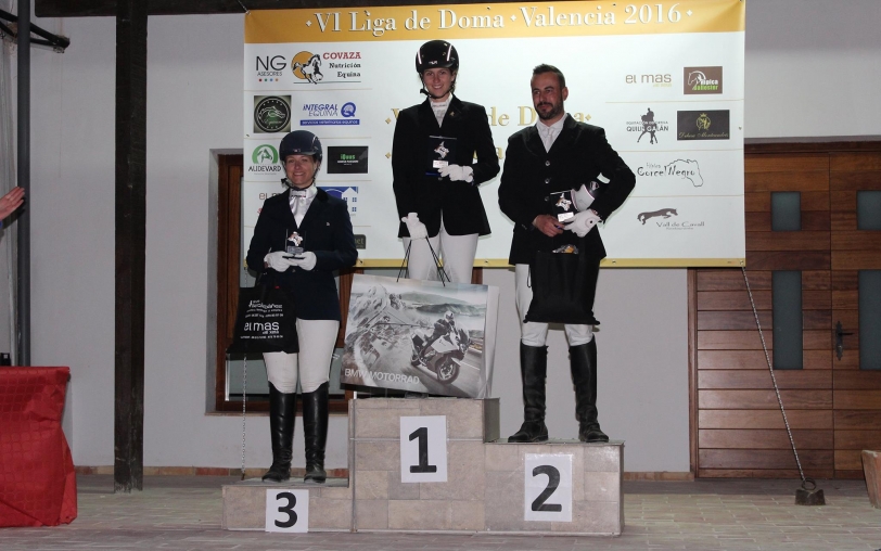 Xeraco acoge el primer concurso de liga social de Doma Clásica Valencia