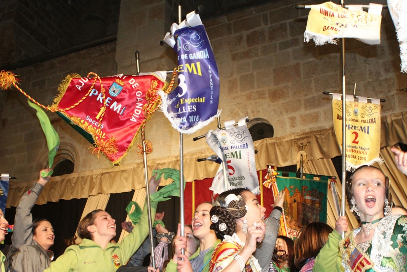 La falla del Mercat gana en Gandia y desbanca al Prado tras once años