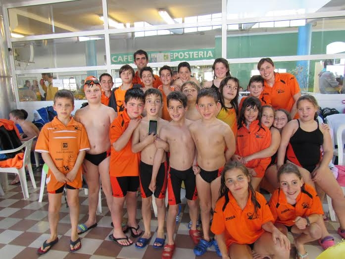  21 nadadores del Club Náutico Oliva debutan en la segunda Liga promoción