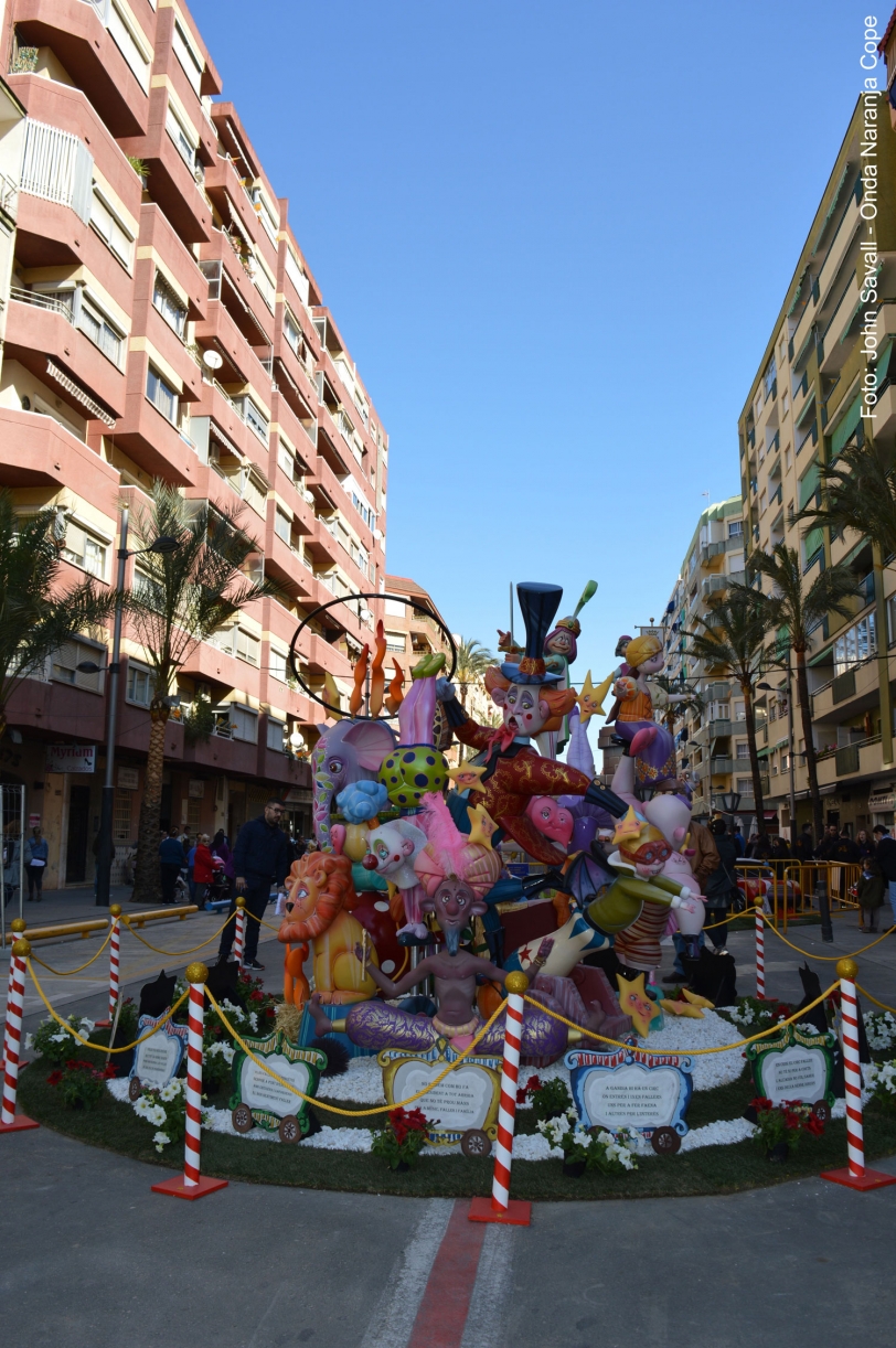 La falla de la Plaza Elíptica domina la tercera sección infantil