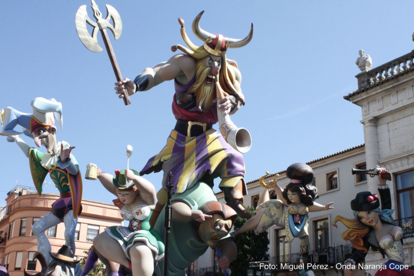 El Mercat gana el primer premio de las fallas de especial de Gandia