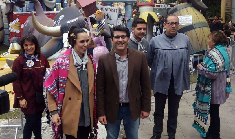 Rodríguez: Las Fallas definen la manera de ver la vida de los valencianos