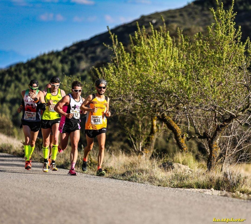 Un componente del C.D Masktri se clasifica en el 20k de Siete Aguas