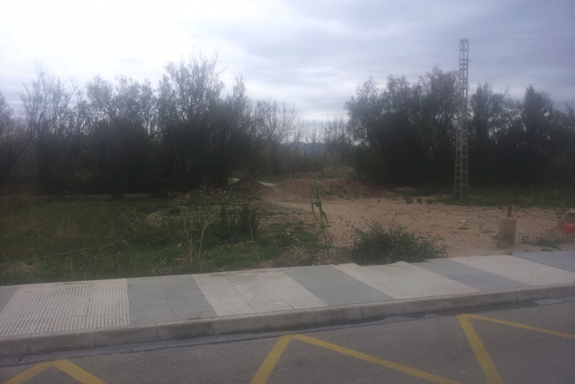 Oliva pretende impulsar el Sector 18 de la playa como zona hotelera