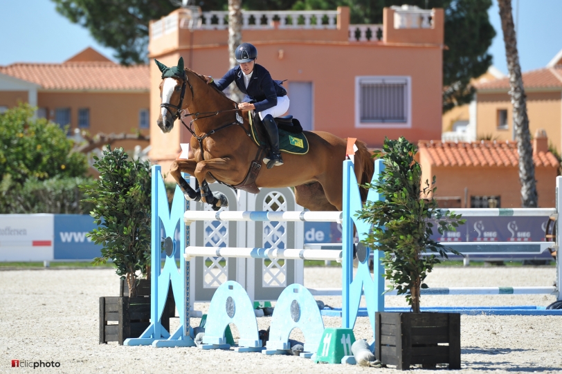 La británica Alice Watson consigue el triplete en el MET de Oliva Nova
