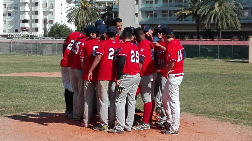 El Spiaggia Gandia Béisbol Club se enfrenta al líder en su categoría