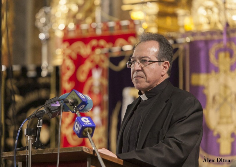 El pregón de Vicente Fontestad da inicio a la Semana Santa de Gandia