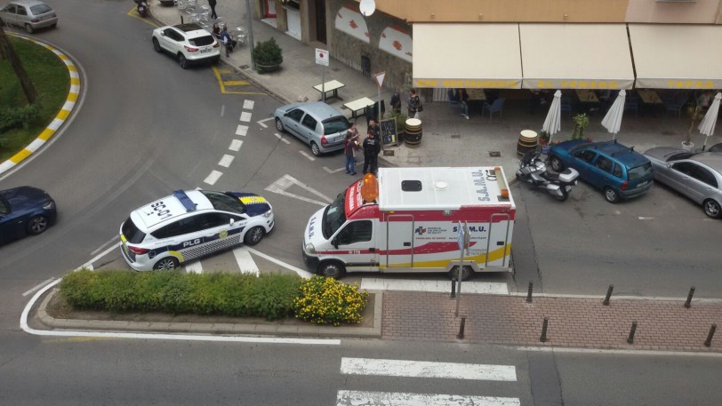 Fallece un bebé de tres meses en una vivienda de Gandia